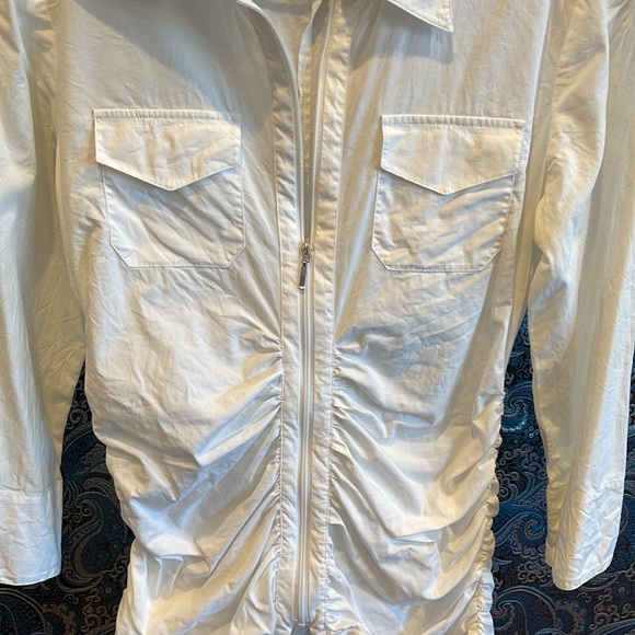 White top with long sleeves. Unique design by Cabi, zips up. - Picture 2 of 8
